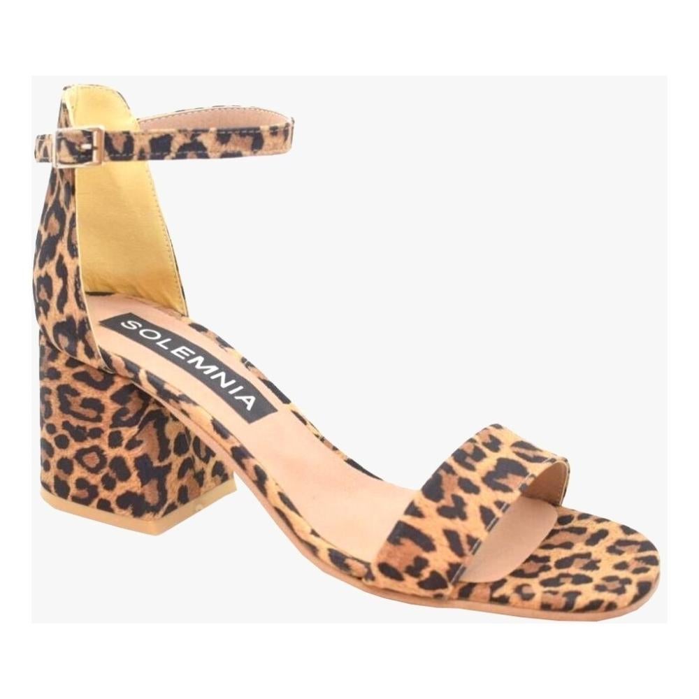 Solemnia zapatos store